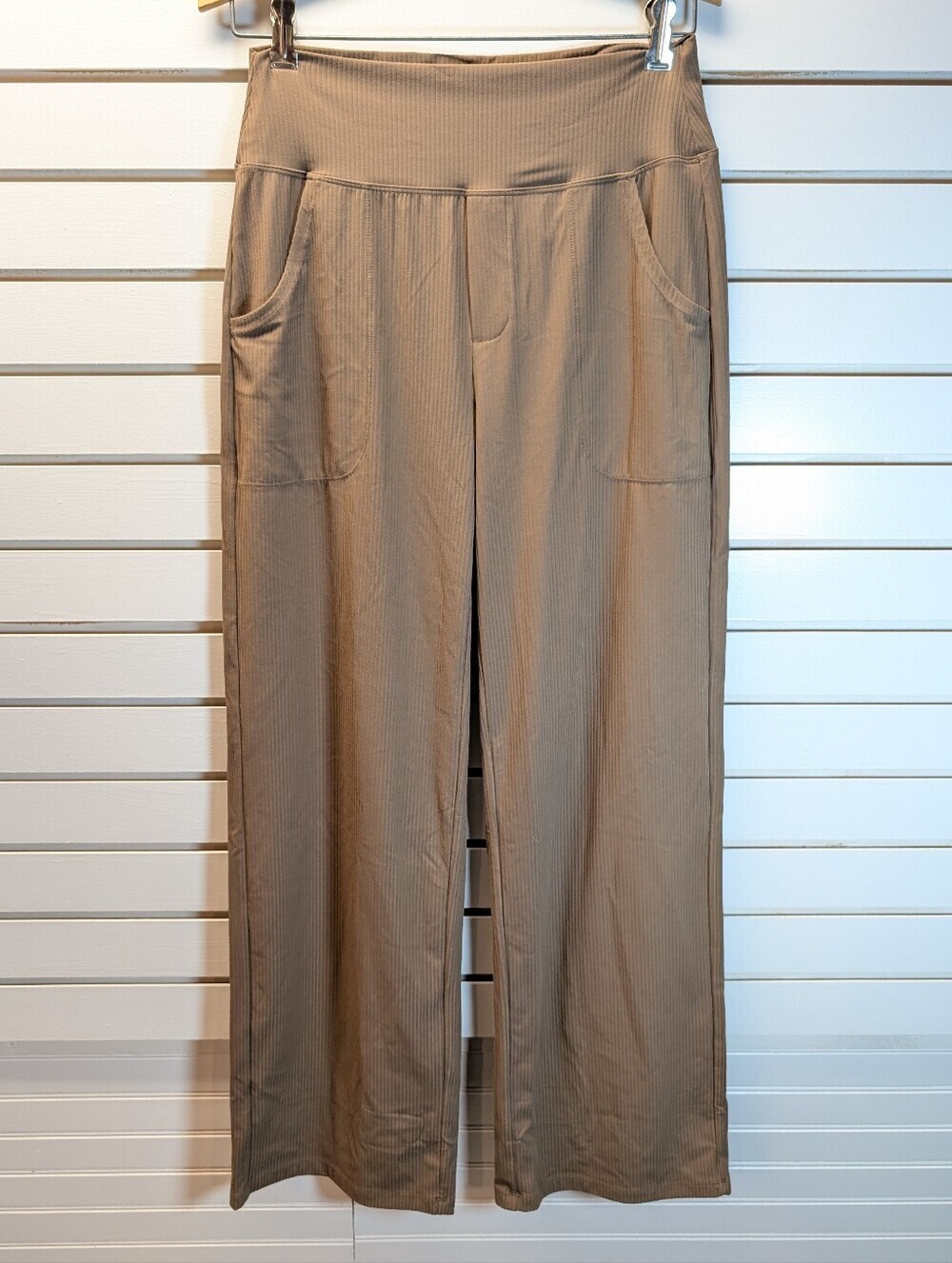 G4Free EverGoing Yoga Pants Women Wide Leg Pants 32" Inseam Size 8 NWT
